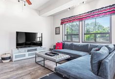 Others 6 Home is Where the Arch is Across From Uga!