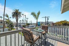 其他 Seafaring Sweet Dreams 5 Minute Walk to Beach!