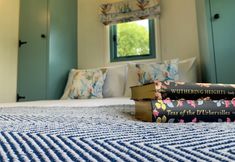 Lainnya 2 St. Kew Shepherd Huts