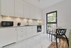 Others 7 Studio Komuny Paryskiej by Renters