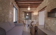 Others 7 Phaedrus Living Peristerona Traditional House