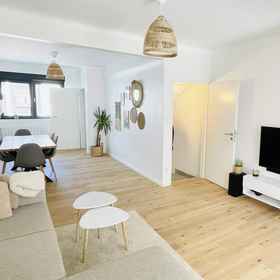 Primary image1Modern townhouse - Private Garden,贝瓦尔大学飯店