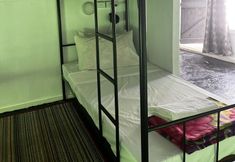 Others 7 Taveuni Breese