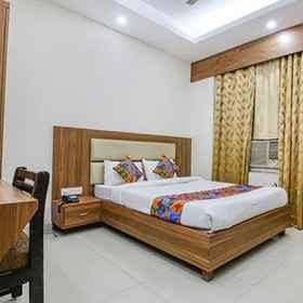 Primary image 1 패브호텔 실버  인/여관  I, 이맘 스퀘어 호텔