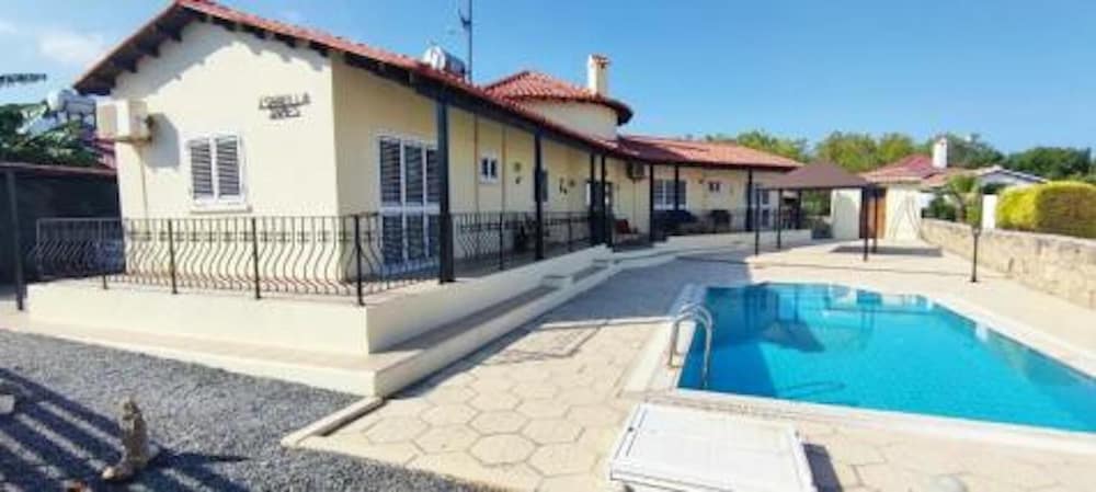 Khác Remarkable 3-bed Villa in Catalkoy