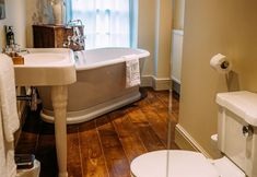 其他 6 Assheton Arms