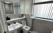 Others 7 Immaculate 2-bed Apartment in Manchester City Cent
