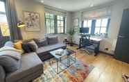 Others 7 Contemporary 1BD Flat W/garden - Whitechapel