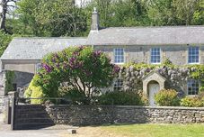 อื่นๆ The Hideaway