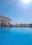 Room T3 Center of Albufeira With Swimming Pool