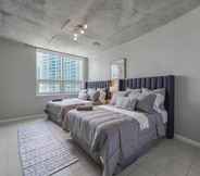 Lainnya 2 Lux 2BR Condo at Midtown