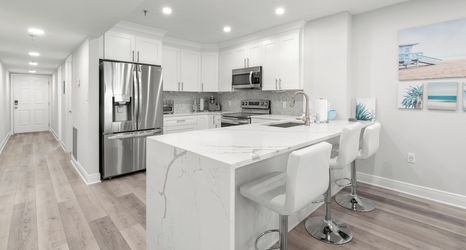 Lain-lain 2 Las Brisas 306