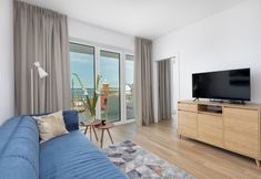 Khác 5 Bulwar Zachodzącego Słońca by Renters