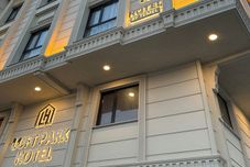 Others Loft Park Hotel's