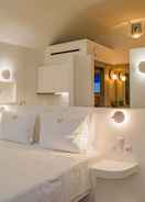 Room Makrikythera Luxury Suites - Private Jacuzzi Nest