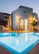 Room Escape to Paradise at Makrikythera s Pool Retreat