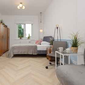 Primary image 1 Art Deco Apartment Warsaw by Renters, Hotel Szwedzka