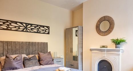 Others 2 Marvellous 5 bed Perfect for Family or Contractor