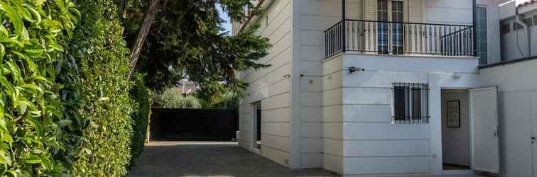 Others Astonished Central and Luxury Town House in Glyfada