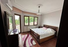 Others 7 Peaceful Villa With Perfect View in the City Center