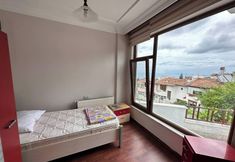 Others 2 Peaceful Villa With Perfect View in the City Center