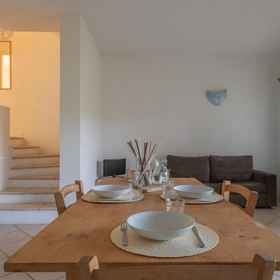 Primary image 1 엘레강트 레지던스 에아 비앙카 2 베드룸, 6명 숙박 가능, 엑스트라 베드 이용 가능 No0715, 트리니타다굴투에비뇰라 아파트