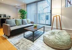 Others 2 Immaculate 1-bed House in London