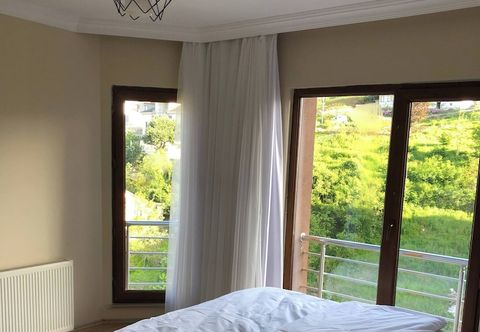 Others Luxury And Comfort In The City Center