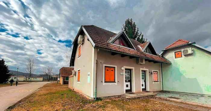 Others Lovely 2-bedroom House in Terme Catez