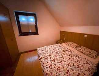 Others 2 Lovely 2-bedroom House in Terme Catez