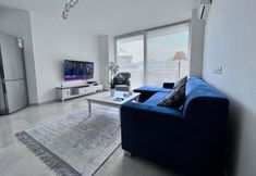 Lain-lain 4 White Luxury Apartment