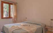 Others 3 Outstanding Residenze Gallura 2 Bedroom Sleeps Child Num0596