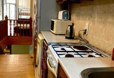 其他 6 S. T. Hostels