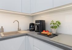 Others 7 Seaside Apartment With AC by Renters