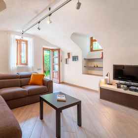 Room 1 Tremezzina Charming Apartment by Wonderful Italy, Province of Como Hotels