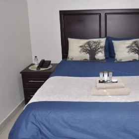 Room 1 VIP Boutique Guesthouse, Juma Musjid Mosque Hotels