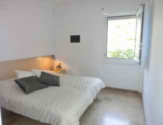 Others 2 Comfortable Apartment With Parking Near the Beach - By Beahost Rentals