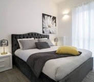 Lainnya 5 Charming and Modern Three-bedroom Apartment in the Heart of the City of Asti