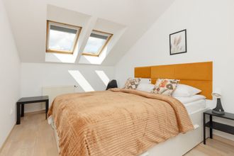 其他 4 Spacious 3 Bedroom Apartment by Renters