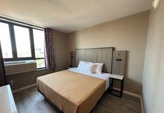 기타 3 Regal Inn & Suites New York LaGuardia Hotel