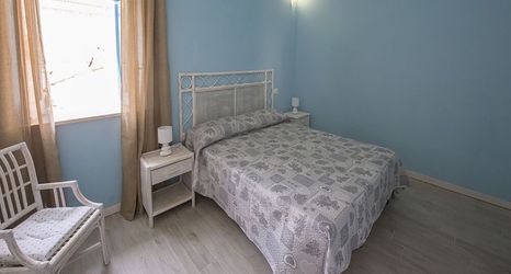 Others 2 Double Room With Aircon, Bathroom in the