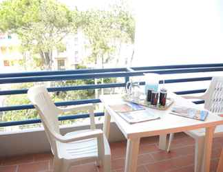 Others 2 Comfortable Flat for 5 People With Terrace 100 Meters From the Beach