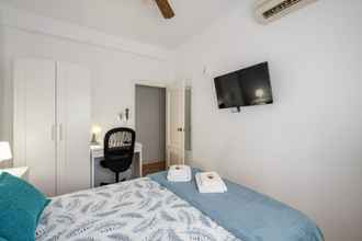 Others 4 Madrid center room just 3 metro stops