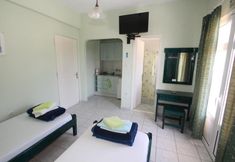 Others 3 Pelagos Studios by Frangki 2