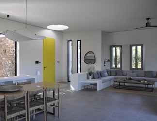 Others 2 Euphonia Residence by Athina Hospitality