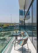 Imej utama SuperHost - Super Spacious Apt with Dubai Garden Glow Views