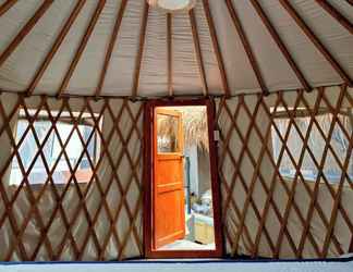 Others 2 Nomad Yurts