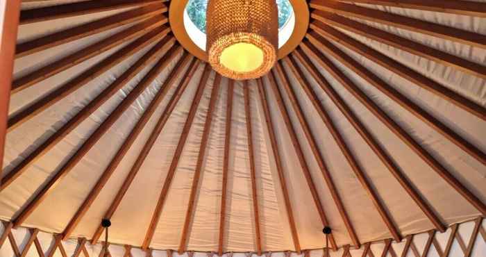 Lainnya Nomad Yurts