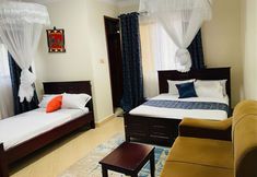 อื่นๆ 3 J&L Safari Suites