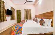 Others 7 Fabhotel Radha Residency